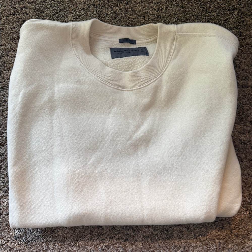 Abercrombie & Fitch Men's Off-White Crewneck Sweater